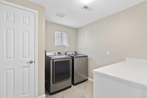 242 E Garnet Ave, Mesa, AZ 85210 photo 17