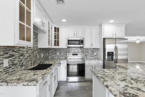242 E Garnet Ave, Mesa, AZ 85210 photo 6