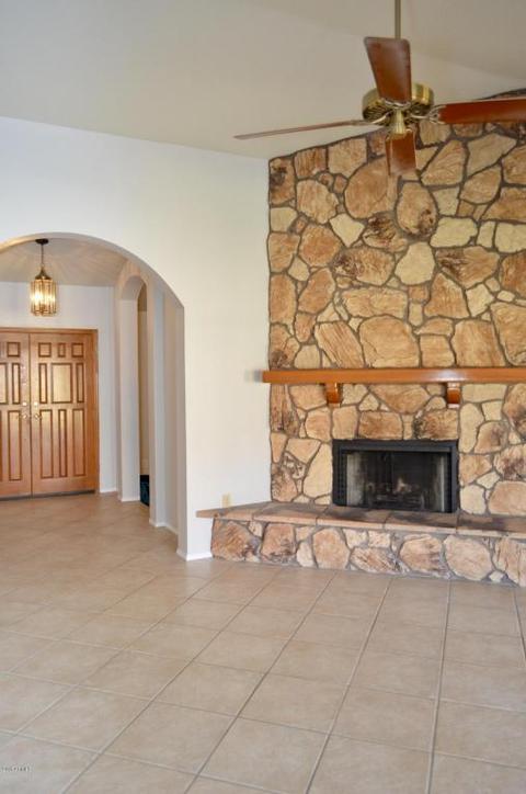 950 E Verde Ln, Tempe, AZ 85284 photo 5