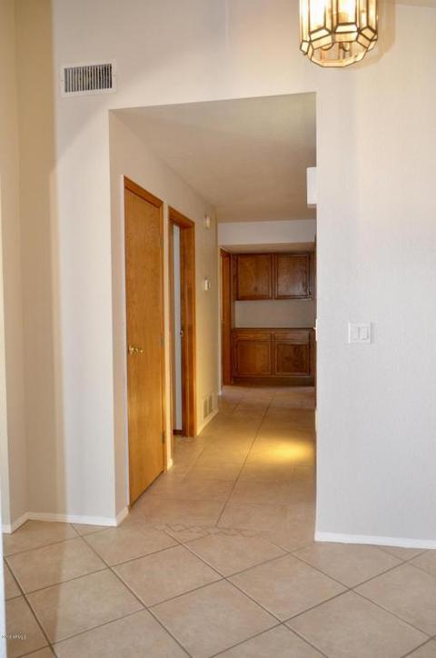 950 E Verde Ln, Tempe, AZ 85284 photo 10