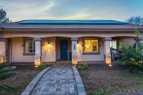 2527 E Strawberry Dr, Gilbert, AZ 85298 photo 4