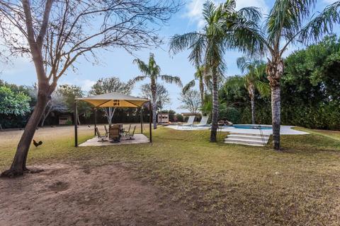 2527 E Strawberry Dr, Gilbert, AZ 85298 photo 44