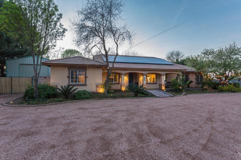 2527 E Strawberry Dr, Gilbert, AZ 85298 photo 8