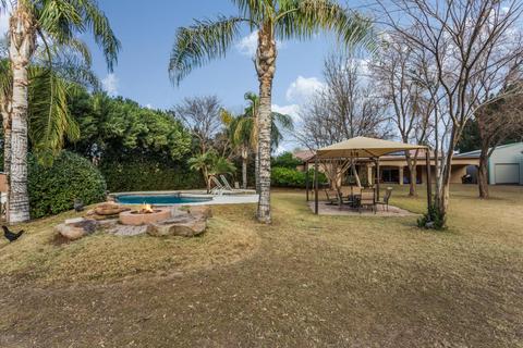 2527 E Strawberry Dr, Gilbert, AZ 85298 photo 43