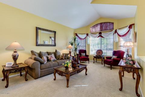 326 E Dennisport Ct, Gilbert, AZ 85295 photo 4