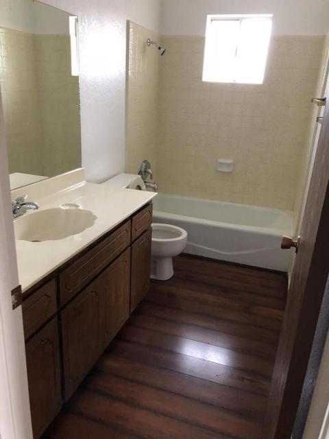 138 E Indigo St, Mesa, AZ 85201 photo 3