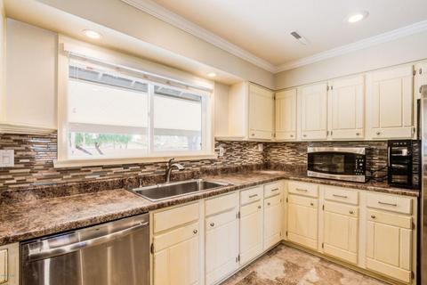 2575 E Captain Dreyfus Ave, Phoenix, AZ 85032 photo 16