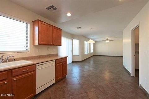 2923 S 73rd Dr, Phoenix, AZ 85043 photo 5