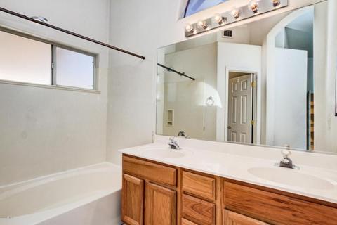 449 N Ocotillo Ln, Gilbert, AZ 85233 photo 17