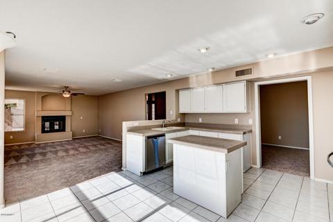 4715 E Rock Wren Rd, Phoenix, AZ 85044 photo 8