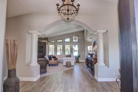 340 N Shore Ln, Gilbert, AZ 85233 photo 9