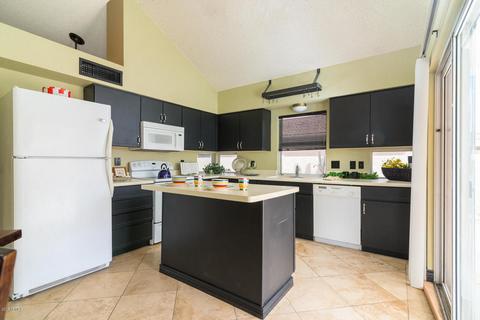 3229 E Hiddenview Dr, Phoenix, AZ 85048 photo 4