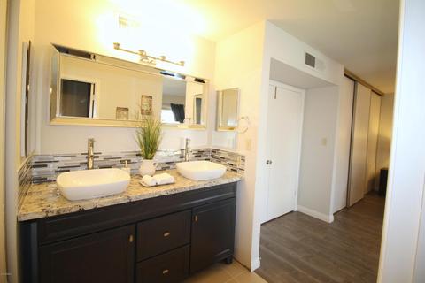 2320 E Broadmor Dr, Tempe, AZ 85282 photo 13