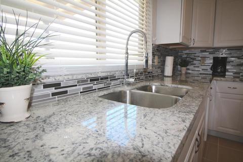2320 E Broadmor Dr, Tempe, AZ 85282 photo 8