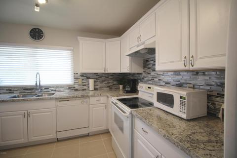 2320 E Broadmor Dr, Tempe, AZ 85282 photo 9