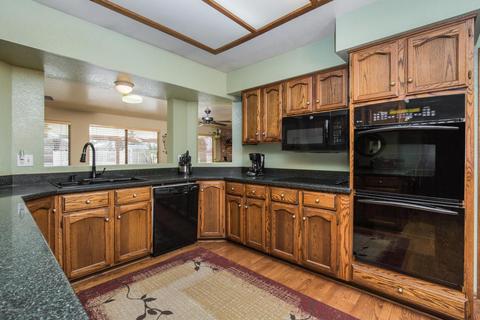 413 E Tremaine Ave, Gilbert, AZ 85234 photo 7