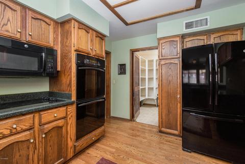 413 E Tremaine Ave, Gilbert, AZ 85234 photo 9