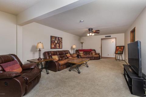 413 E Tremaine Ave, Gilbert, AZ 85234 photo 12
