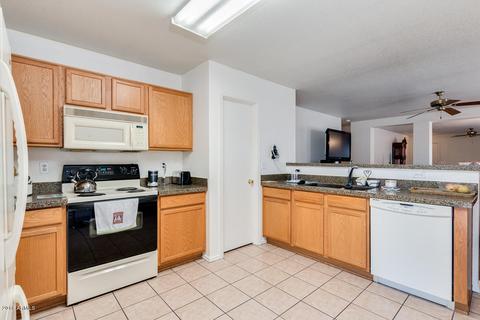 8433 E Natal Cir, Mesa, AZ 85209 photo 18