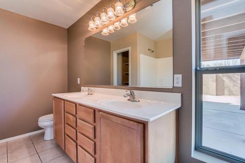 15670 W Crocus Dr, Surprise, AZ 85379 photo 11