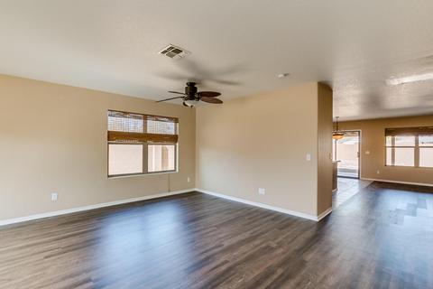 15670 W Crocus Dr, Surprise, AZ 85379 photo 4