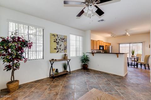 995 E Cantebria Dr, Gilbert, AZ 85296 photo 5