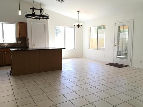 1118 S Wanda Dr, Gilbert, AZ 85296 photo 5