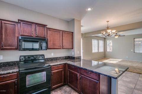890 S Colonial Dr, Gilbert, AZ 85296 photo 7