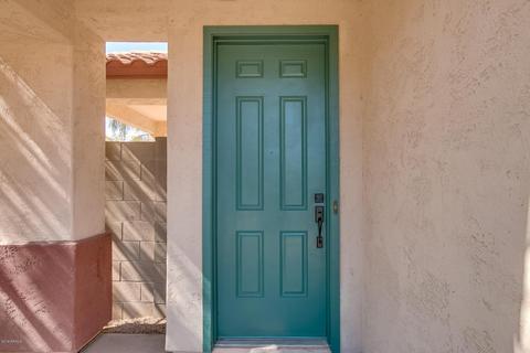 890 S Colonial Dr, Gilbert, AZ 85296 photo 2