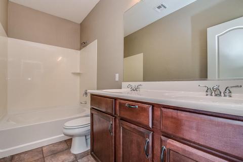 890 S Colonial Dr, Gilbert, AZ 85296 photo 16