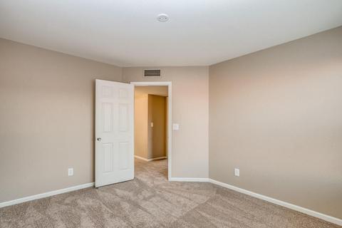 3301 E Cedarwood Ln, Phoenix, AZ 85048 photo 18