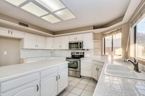 3301 E Cedarwood Ln, Phoenix, AZ 85048 photo 10