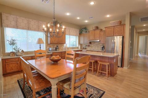 626 E Vermont Dr, Gilbert, AZ 85295 photo 6