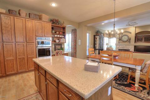 626 E Vermont Dr, Gilbert, AZ 85295 photo 8