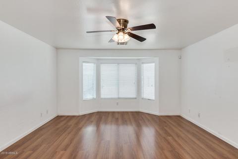 2922 E Sierra St, Phoenix, AZ 85028 photo 4