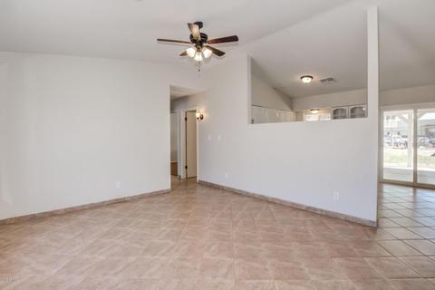 8225 S 26th St, Phoenix, AZ 85042 photo 4