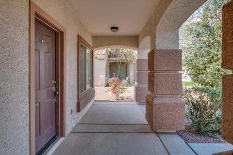 1297 E Birdland Dr, Gilbert, AZ 85297 photo 3