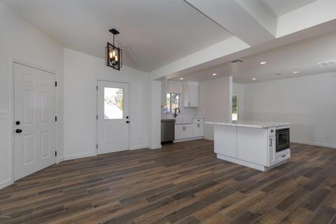 6303 N 10th Pl, Phoenix, AZ 85014 photo 4