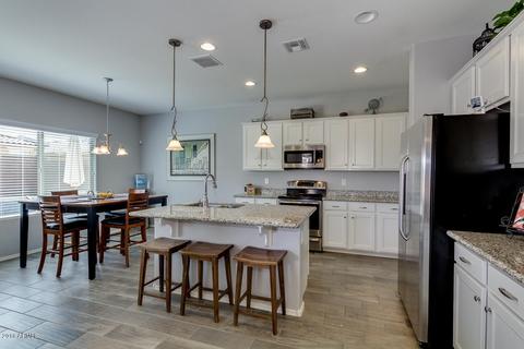 2685 E Gillcrest Rd, Gilbert, AZ 85298 photo 5