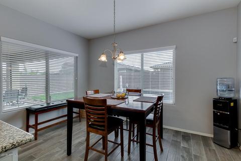 2685 E Gillcrest Rd, Gilbert, AZ 85298 photo 7