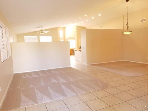 9017 E Hillview St, Mesa, AZ 85207 photo 2