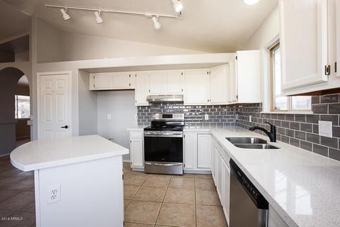 622 E 10th Ave, Apache Junction, AZ 85119 photo 9