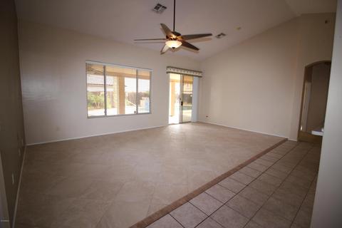 700 W Johnson Dr, Gilbert, AZ 85233 photo 4