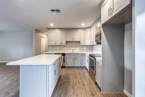 1014 Echo Ln, Phoenix, AZ 85020 photo 11