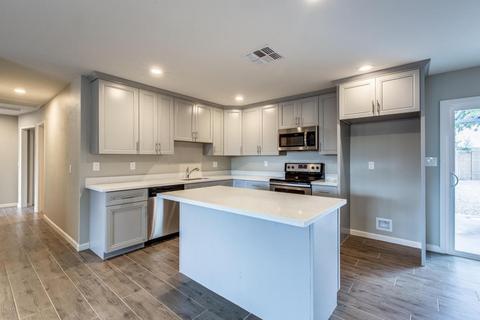 1014 Echo Ln, Phoenix, AZ 85020 photo 8