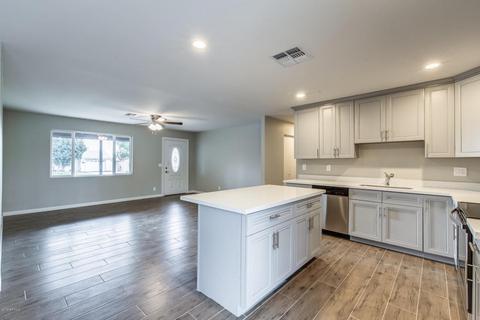1014 Echo Ln, Phoenix, AZ 85020 photo 12