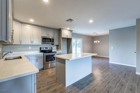 1014 Echo Ln, Phoenix, AZ 85020 photo 9