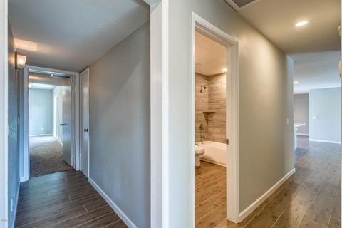 1014 Echo Ln, Phoenix, AZ 85020 photo 17