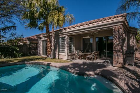 5243 E Patrick Ln, Phoenix, AZ 85054 photo 2