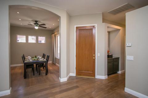 5243 E Patrick Ln, Phoenix, AZ 85054 photo 27